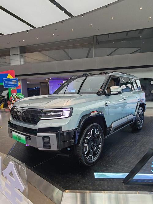 东莞229比亚迪方程豹硬派越野的爆款，英菲尼迪35周年与你共成长